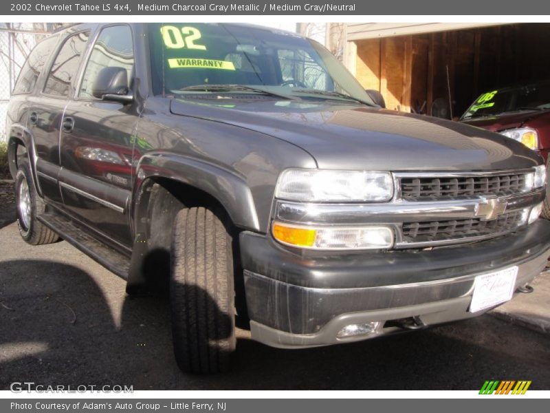 Medium Charcoal Gray Metallic / Medium Gray/Neutral 2002 Chevrolet Tahoe LS 4x4