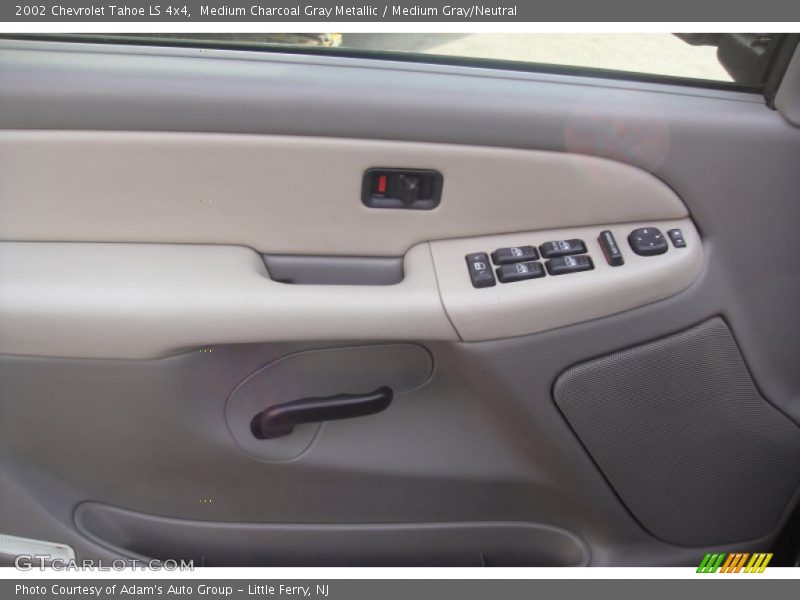Medium Charcoal Gray Metallic / Medium Gray/Neutral 2002 Chevrolet Tahoe LS 4x4