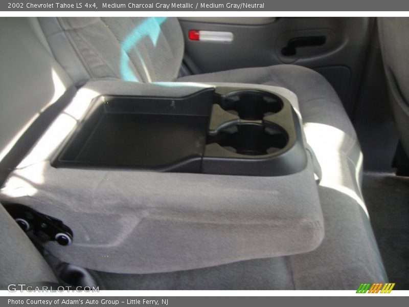 Medium Charcoal Gray Metallic / Medium Gray/Neutral 2002 Chevrolet Tahoe LS 4x4
