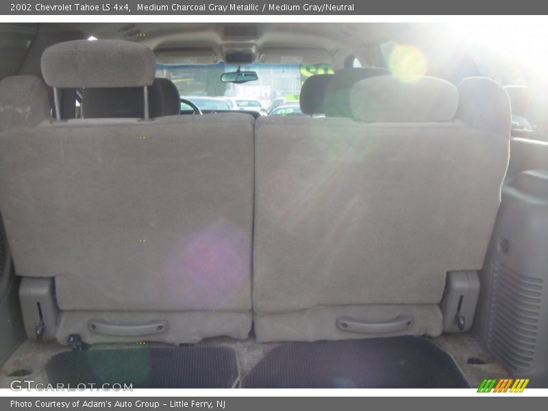Medium Charcoal Gray Metallic / Medium Gray/Neutral 2002 Chevrolet Tahoe LS 4x4