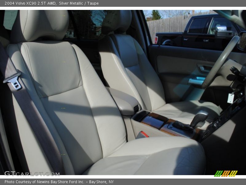 Silver Metallic / Taupe 2004 Volvo XC90 2.5T AWD