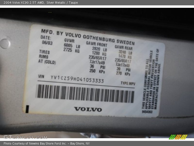 Silver Metallic / Taupe 2004 Volvo XC90 2.5T AWD