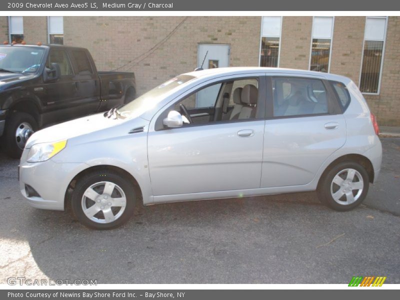 Medium Gray / Charcoal 2009 Chevrolet Aveo Aveo5 LS