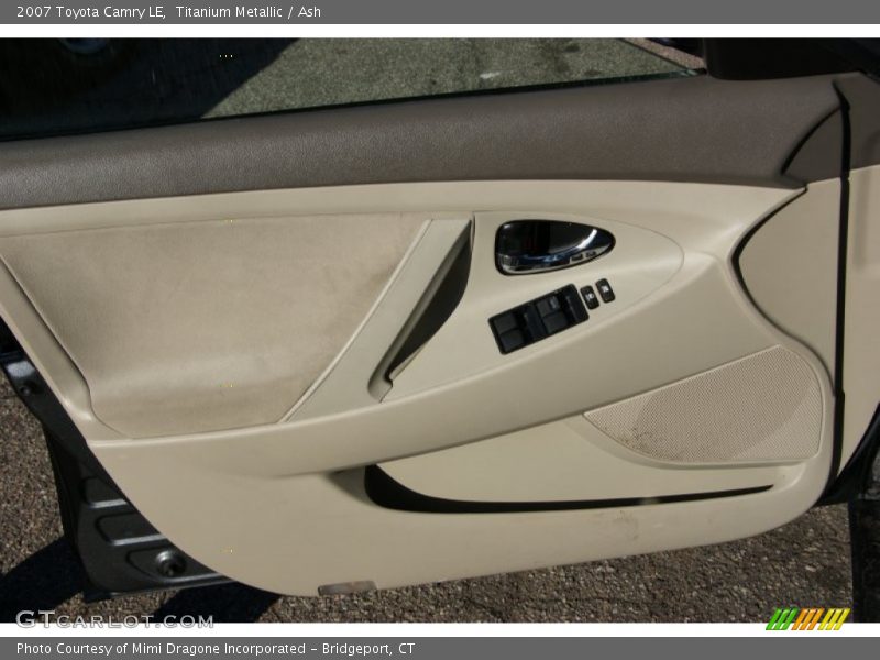 Titanium Metallic / Ash 2007 Toyota Camry LE