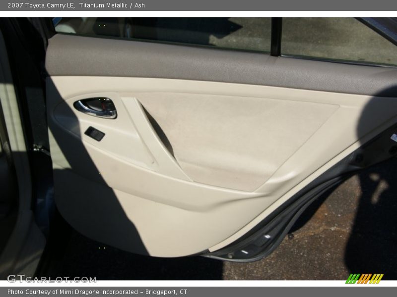 Titanium Metallic / Ash 2007 Toyota Camry LE