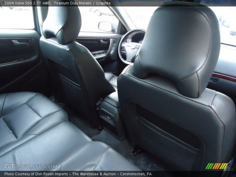 Titanium Gray Metallic / Graphite 2004 Volvo S60 2.5T AWD