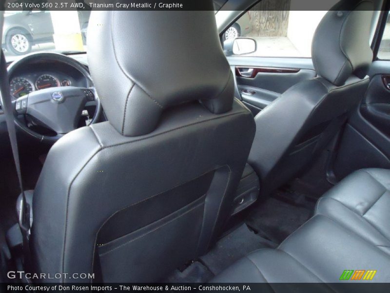 Titanium Gray Metallic / Graphite 2004 Volvo S60 2.5T AWD