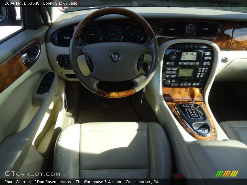 Ebony Black / Sand 2004 Jaguar XJ XJ8