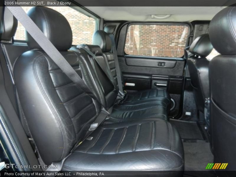  2006 H2 SUT Ebony Interior