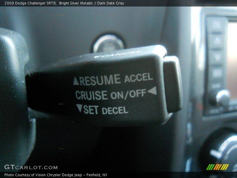 Bright Silver Metallic / Dark Slate Gray 2009 Dodge Challenger SRT8