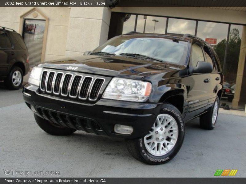 Black / Taupe 2002 Jeep Grand Cherokee Limited 4x4
