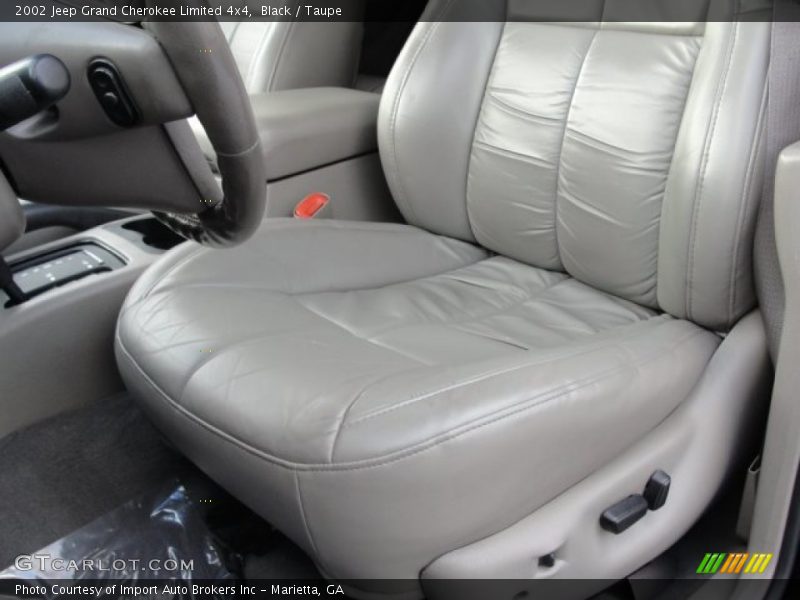 Black / Taupe 2002 Jeep Grand Cherokee Limited 4x4