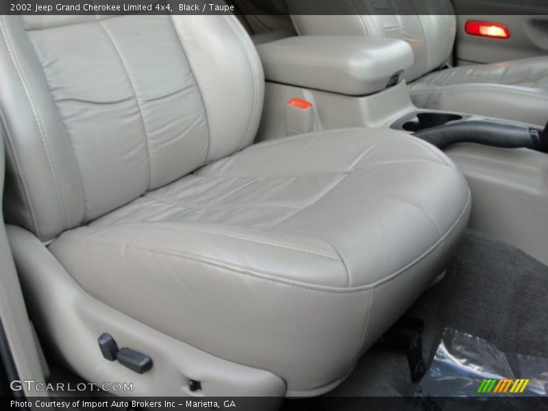 Black / Taupe 2002 Jeep Grand Cherokee Limited 4x4