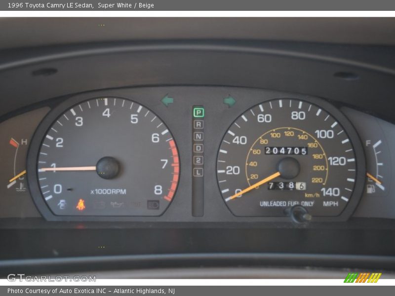 Super White / Beige 1996 Toyota Camry LE Sedan