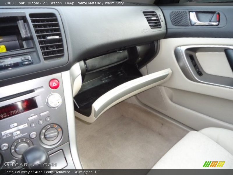 Deep Bronze Metallic / Warm Ivory 2008 Subaru Outback 2.5i Wagon