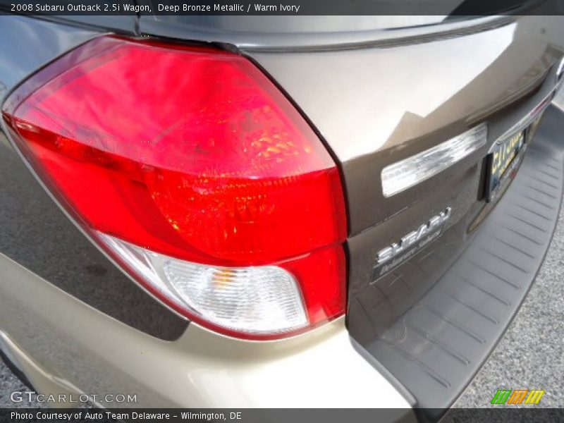 Deep Bronze Metallic / Warm Ivory 2008 Subaru Outback 2.5i Wagon