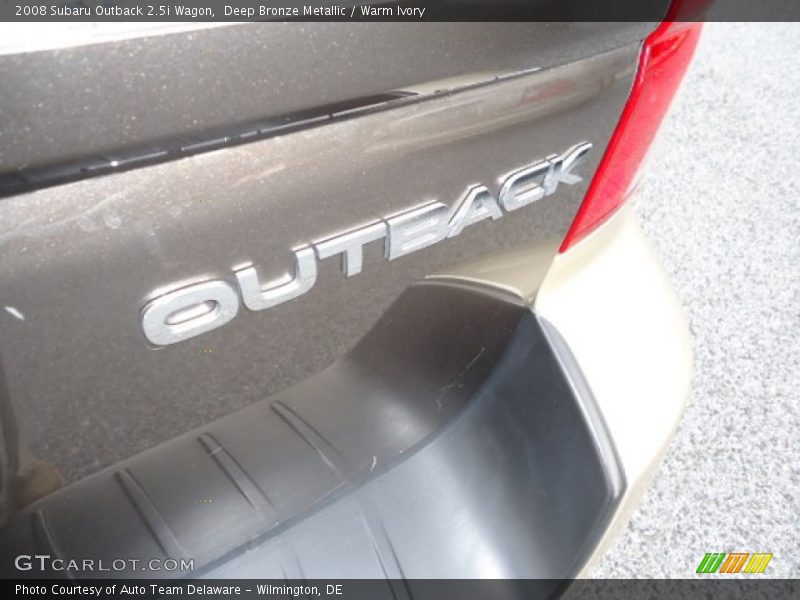 Deep Bronze Metallic / Warm Ivory 2008 Subaru Outback 2.5i Wagon