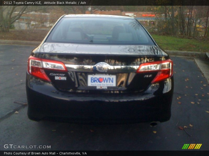 Attitude Black Metallic / Ash 2012 Toyota Camry XLE
