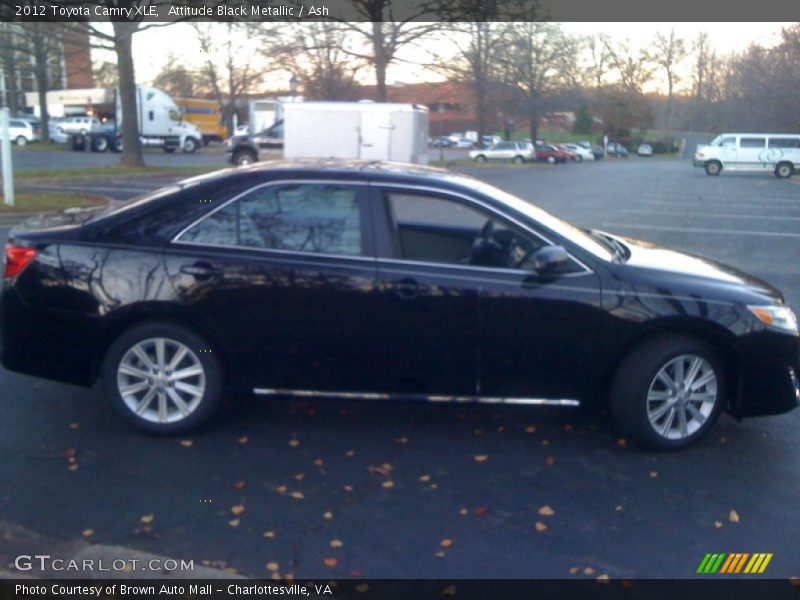 Attitude Black Metallic / Ash 2012 Toyota Camry XLE