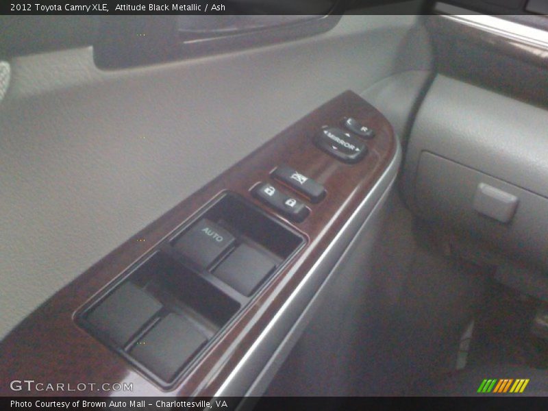 Attitude Black Metallic / Ash 2012 Toyota Camry XLE
