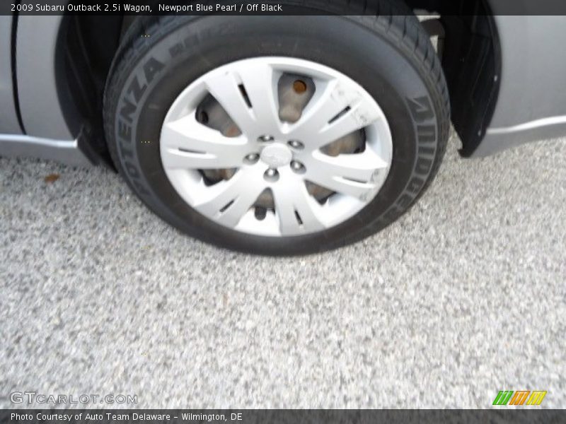 Newport Blue Pearl / Off Black 2009 Subaru Outback 2.5i Wagon