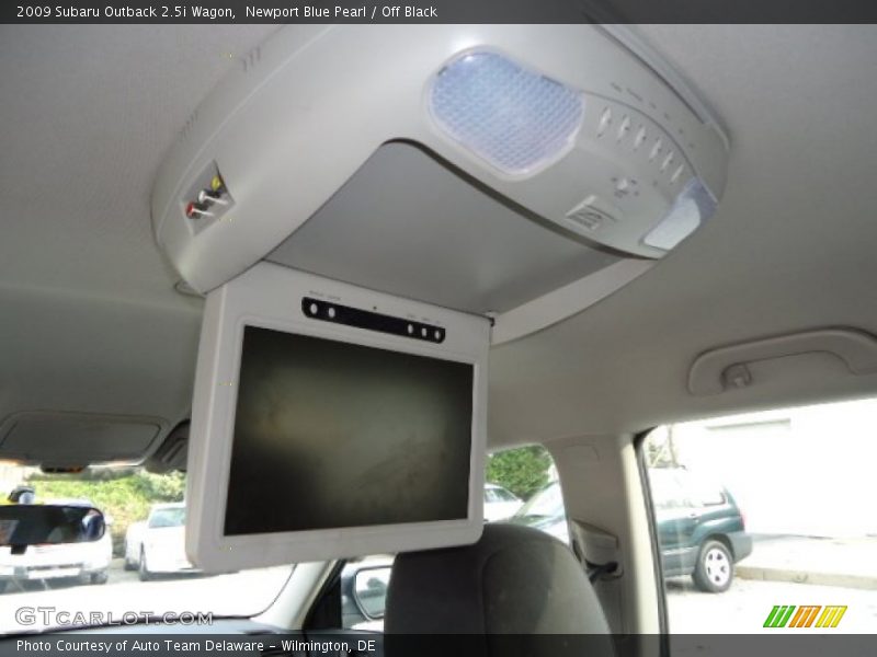Newport Blue Pearl / Off Black 2009 Subaru Outback 2.5i Wagon