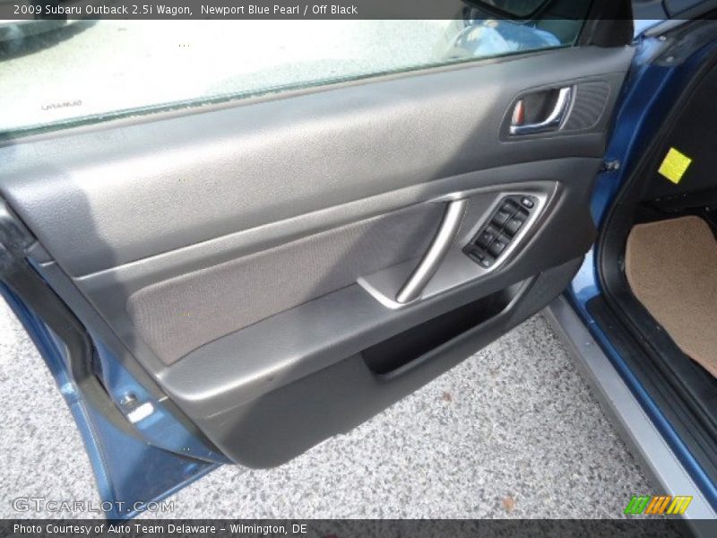 Newport Blue Pearl / Off Black 2009 Subaru Outback 2.5i Wagon
