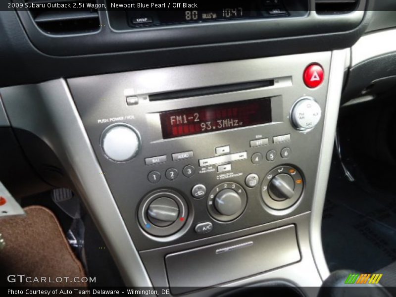 Newport Blue Pearl / Off Black 2009 Subaru Outback 2.5i Wagon