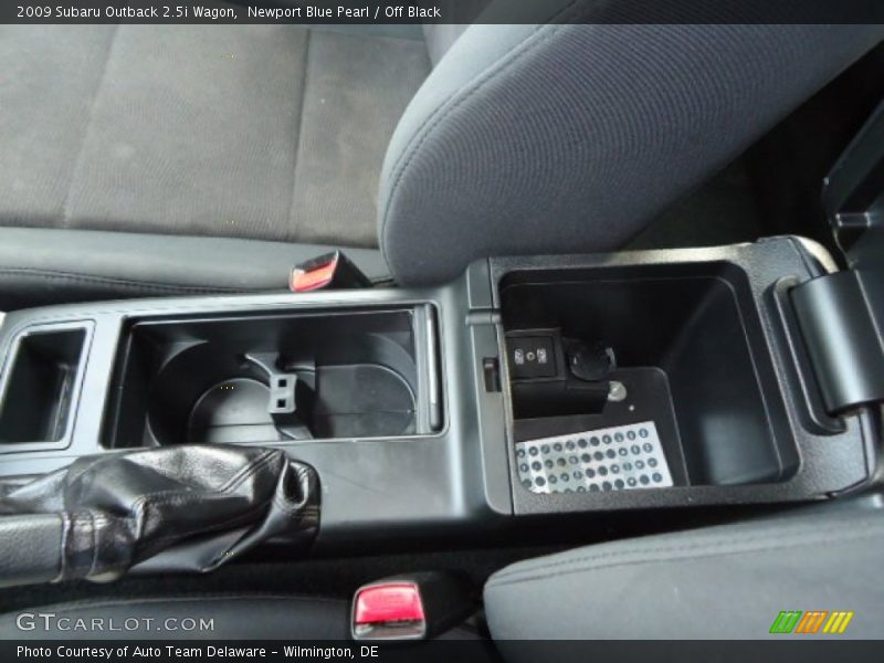 Newport Blue Pearl / Off Black 2009 Subaru Outback 2.5i Wagon