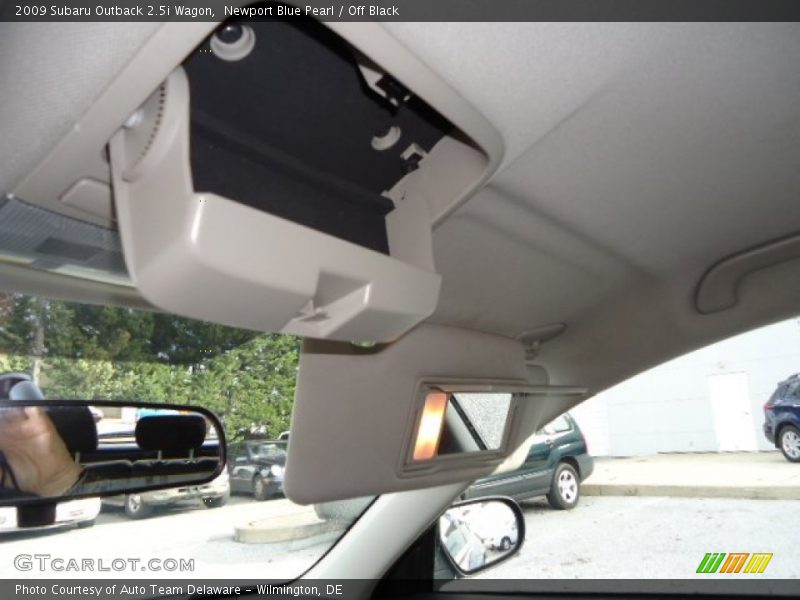 Newport Blue Pearl / Off Black 2009 Subaru Outback 2.5i Wagon