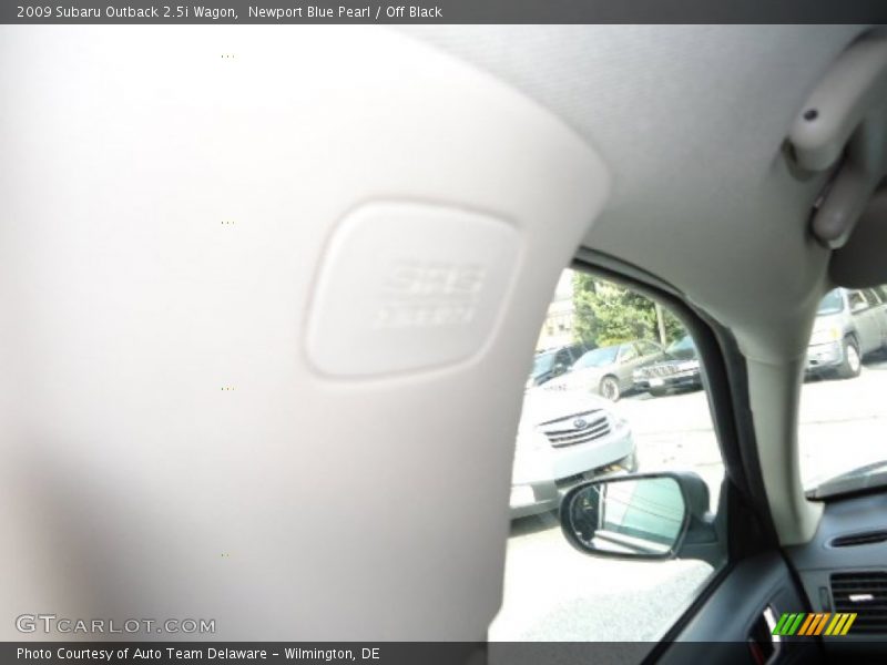 Newport Blue Pearl / Off Black 2009 Subaru Outback 2.5i Wagon