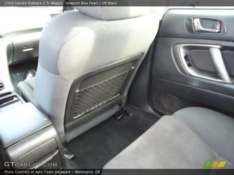 Newport Blue Pearl / Off Black 2009 Subaru Outback 2.5i Wagon