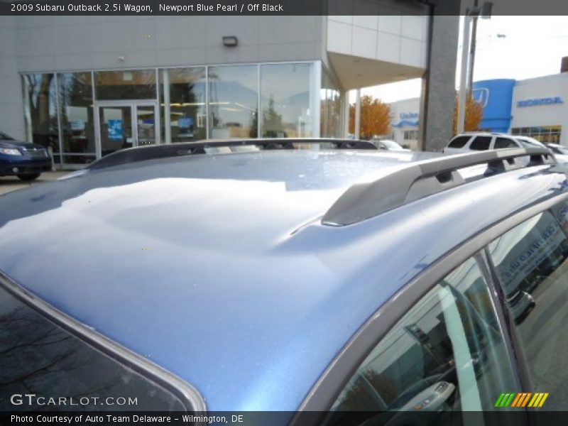Newport Blue Pearl / Off Black 2009 Subaru Outback 2.5i Wagon