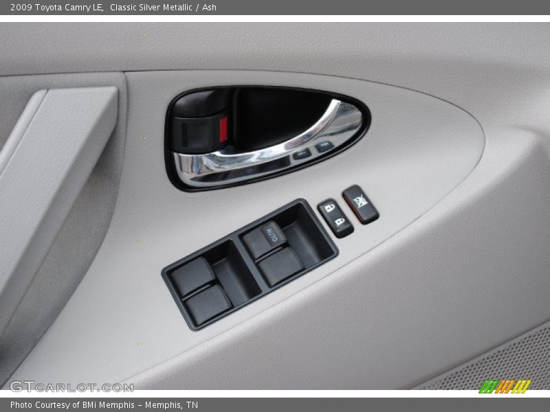 Classic Silver Metallic / Ash 2009 Toyota Camry LE