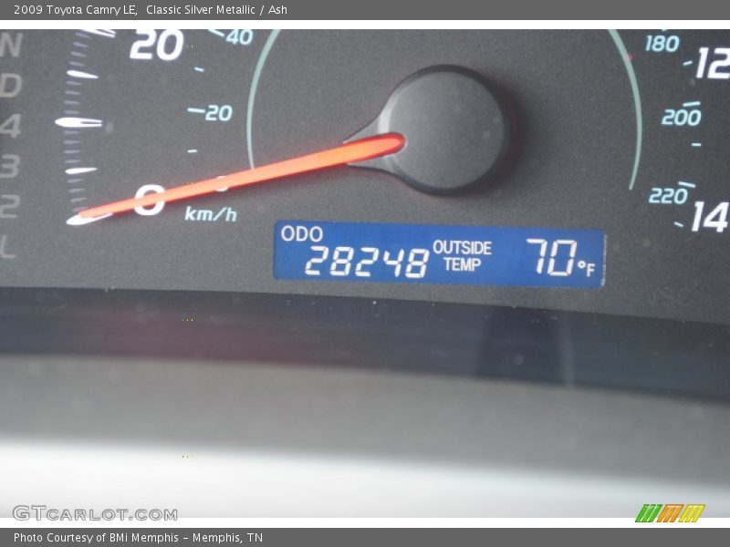 Classic Silver Metallic / Ash 2009 Toyota Camry LE