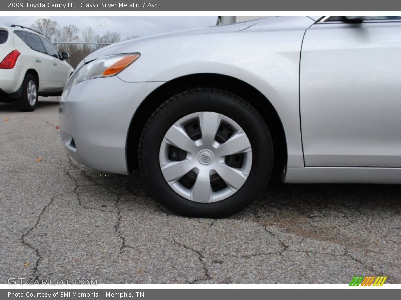 Classic Silver Metallic / Ash 2009 Toyota Camry LE
