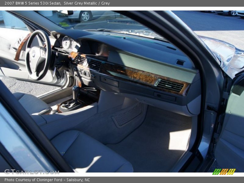 Silver Grey Metallic / Grey 2007 BMW 5 Series 530i Sedan