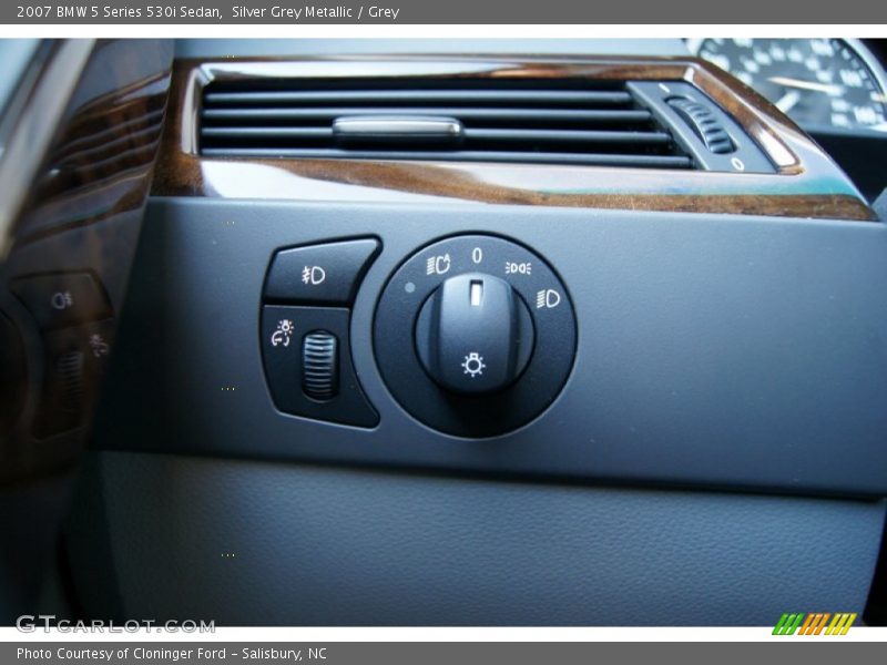 Silver Grey Metallic / Grey 2007 BMW 5 Series 530i Sedan