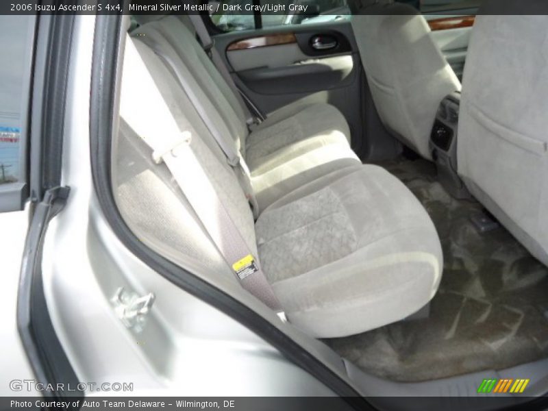 Mineral Silver Metallic / Dark Gray/Light Gray 2006 Isuzu Ascender S 4x4