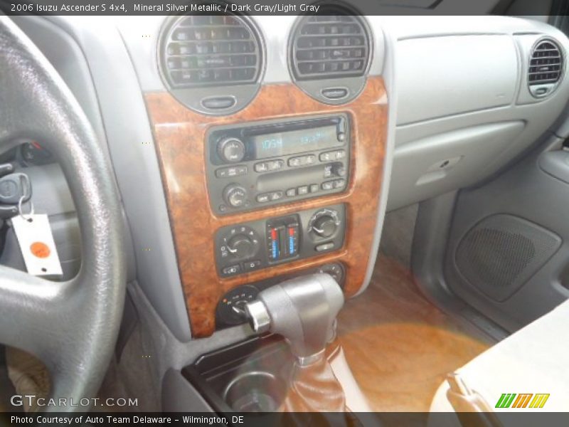 Mineral Silver Metallic / Dark Gray/Light Gray 2006 Isuzu Ascender S 4x4