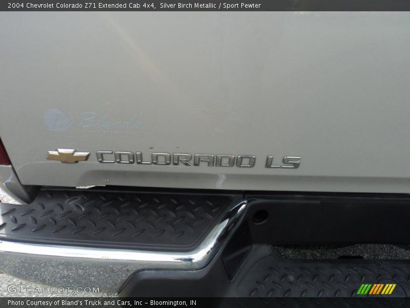 Silver Birch Metallic / Sport Pewter 2004 Chevrolet Colorado Z71 Extended Cab 4x4