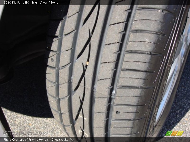 Bright Silver / Stone 2010 Kia Forte EX
