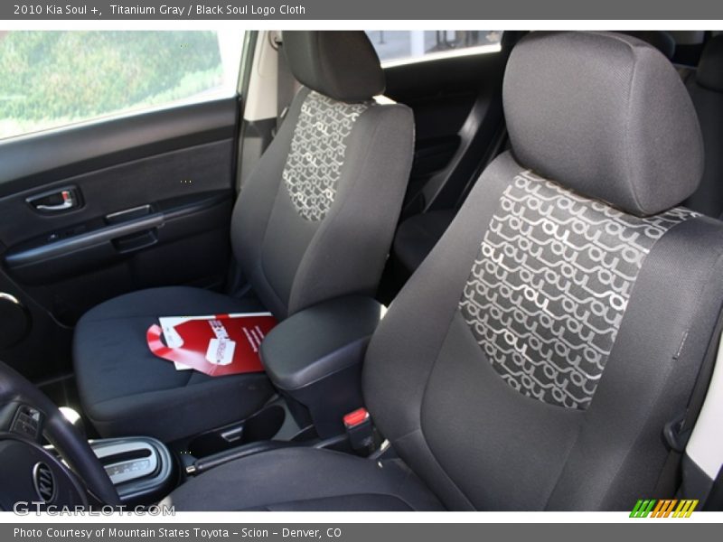 Titanium Gray / Black Soul Logo Cloth 2010 Kia Soul +