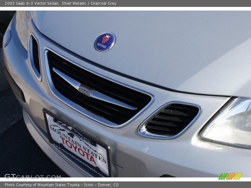 Silver Metallic / Charcoal Grey 2003 Saab 9-3 Vector Sedan