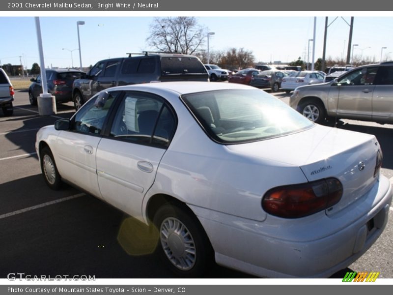 Bright White / Neutral 2001 Chevrolet Malibu Sedan