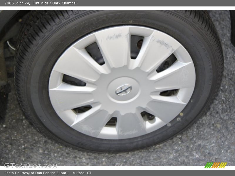 Flint Mica / Dark Charcoal 2006 Scion xA