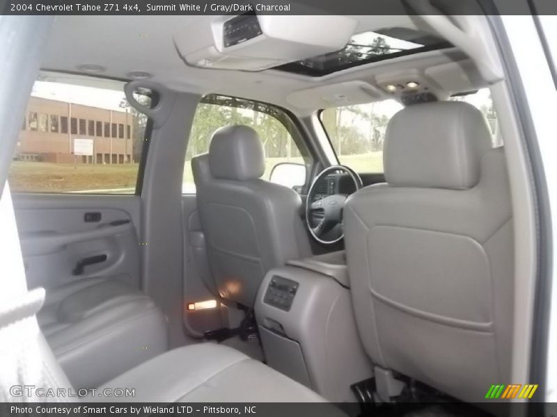 Summit White / Gray/Dark Charcoal 2004 Chevrolet Tahoe Z71 4x4