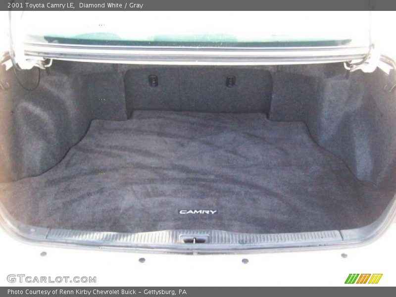 Diamond White / Gray 2001 Toyota Camry LE