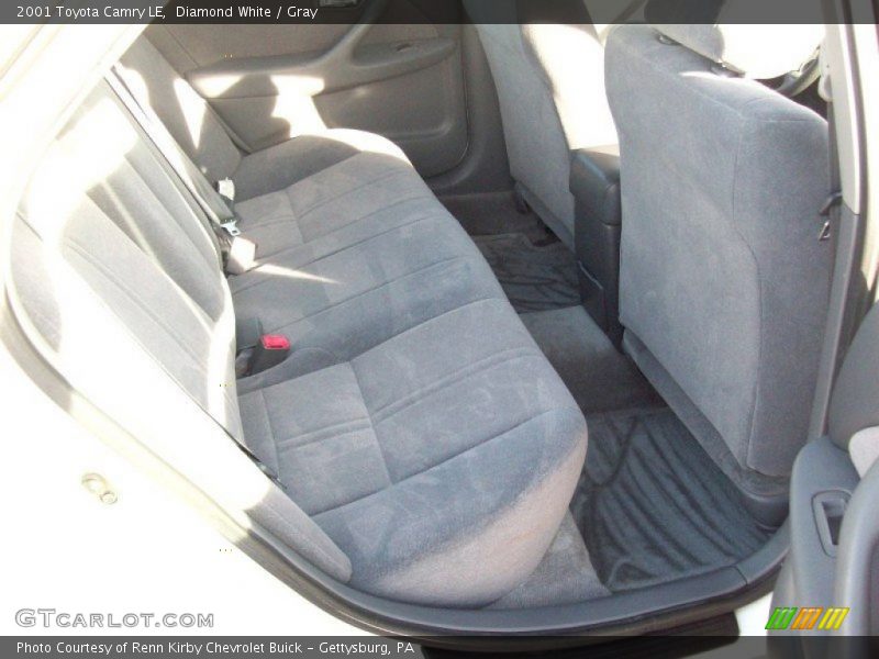 Diamond White / Gray 2001 Toyota Camry LE