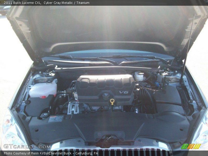 Cyber Gray Metallic / Titanium 2011 Buick Lucerne CXL